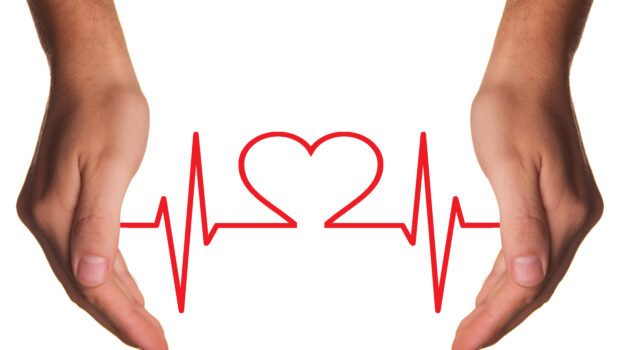 Medico cuore mani salute