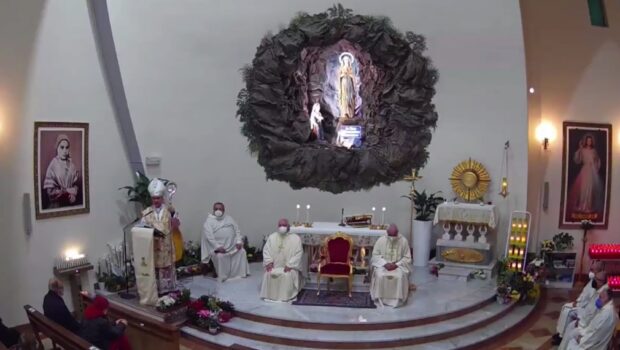 Omelia vescovo La Placa Maria di Lourdes